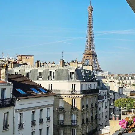Balcony View Tour Eiffel *