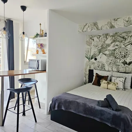 شقة Balcony View Tour Eiffel