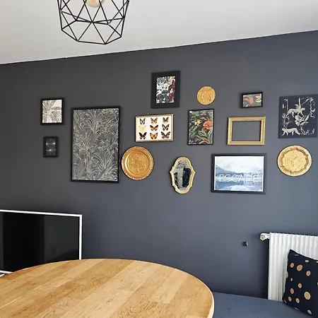 Апартаменты Balcony View Tour Eiffel